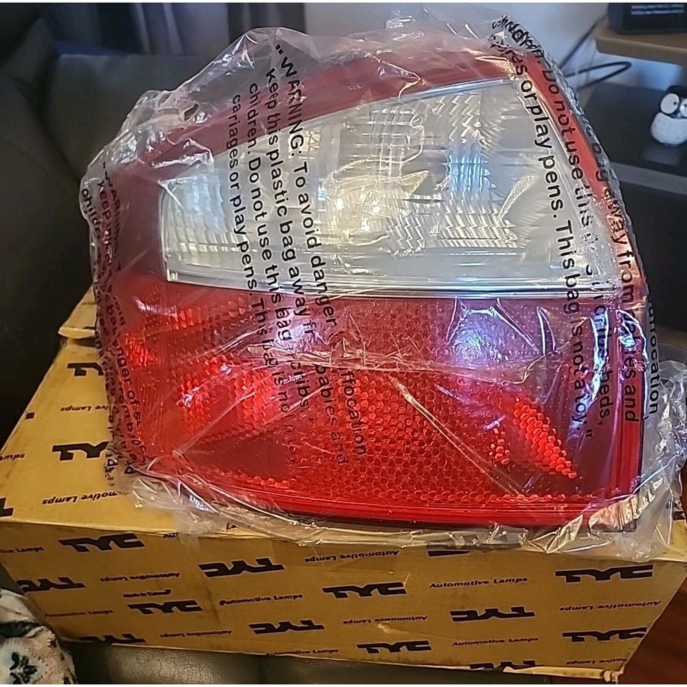 For Audi A‎ Tail Light Assembly-Regular TYC 11-5962-01 LHDRIVERS SIDE NEW